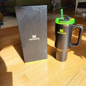Stanley The Halloween Quencher H2.0 FlowState™ Tumbler | 40 OZ